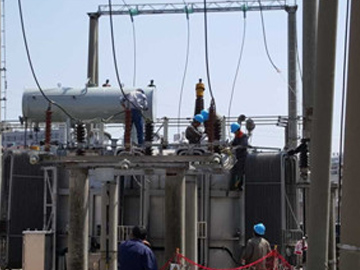 安徽滁州天长城南变1#、2#主变现场吊芯检查大修